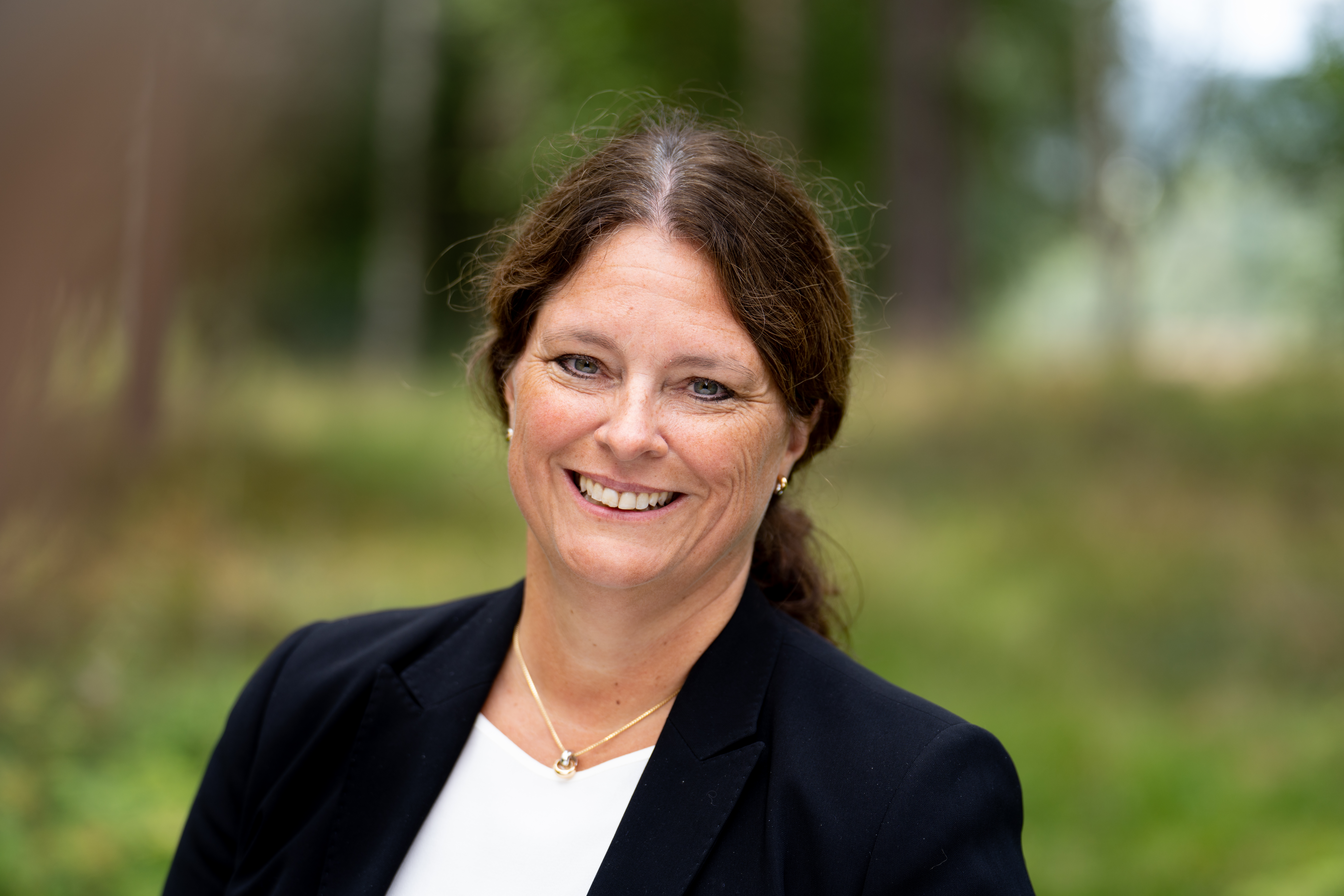 Portrett av direktør for eiendomsdivisjonen i Kartverket, Hannah Cook.