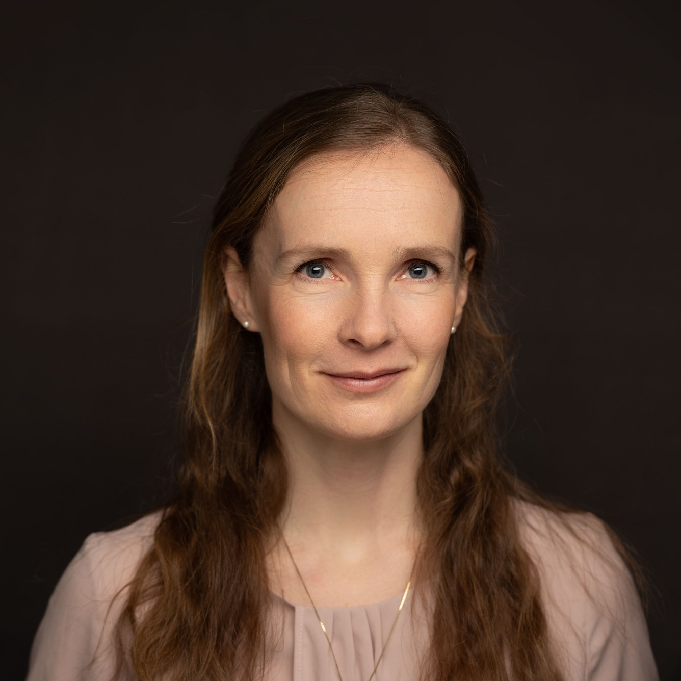 portrettfoto av kvinnelig kartverksansatt