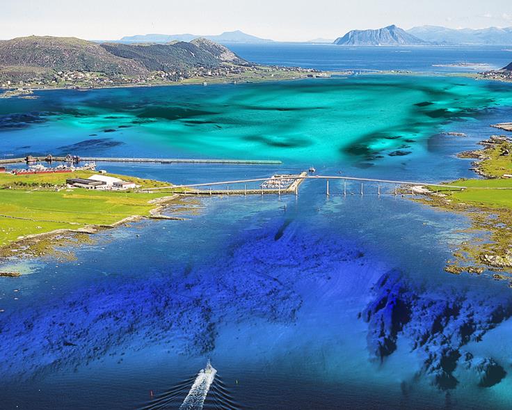 Terrengmodell av havnbunn redigert inn i Søre Vaulen på Søre Sunnmøre. Foto: Eiliv Leren. Terrengmodell: Kartverket